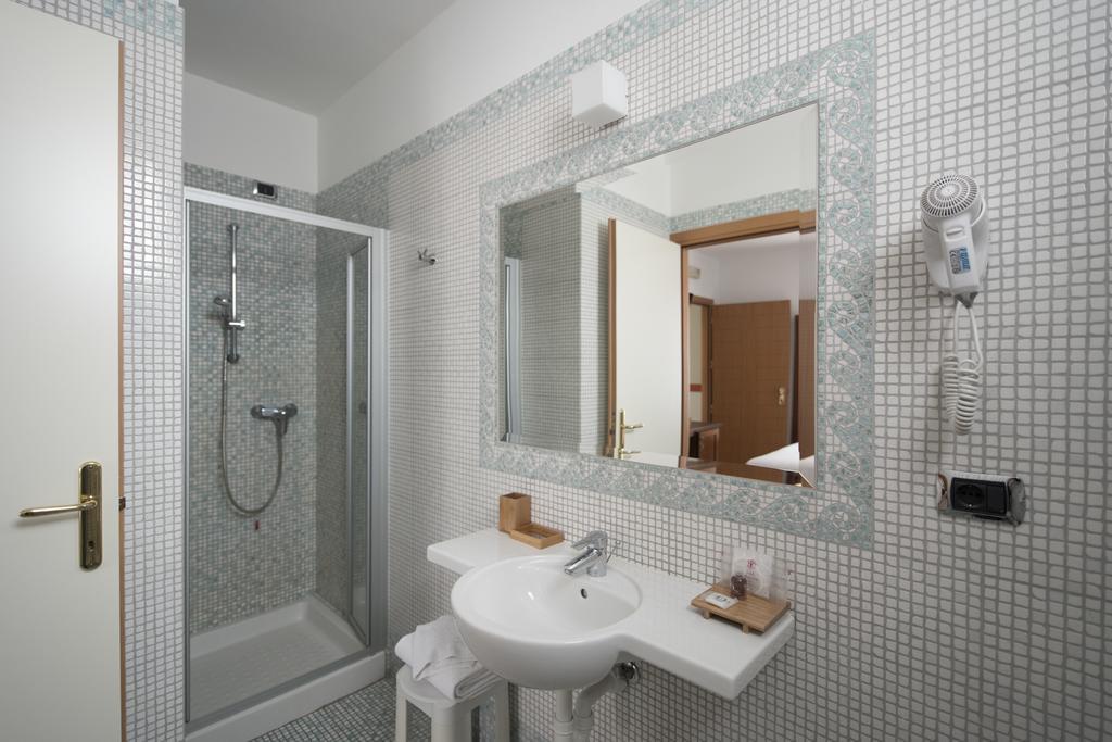 Hotel Villa Colico Εξωτερικό φωτογραφία