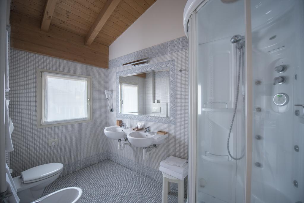 Hotel Villa Colico Εξωτερικό φωτογραφία