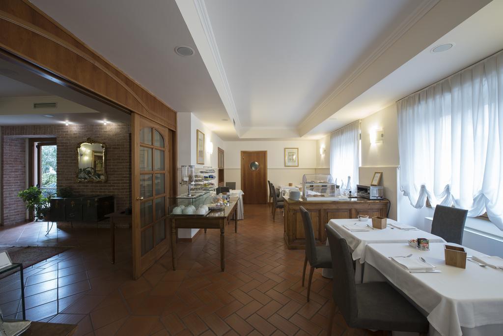 Hotel Villa Colico Εξωτερικό φωτογραφία