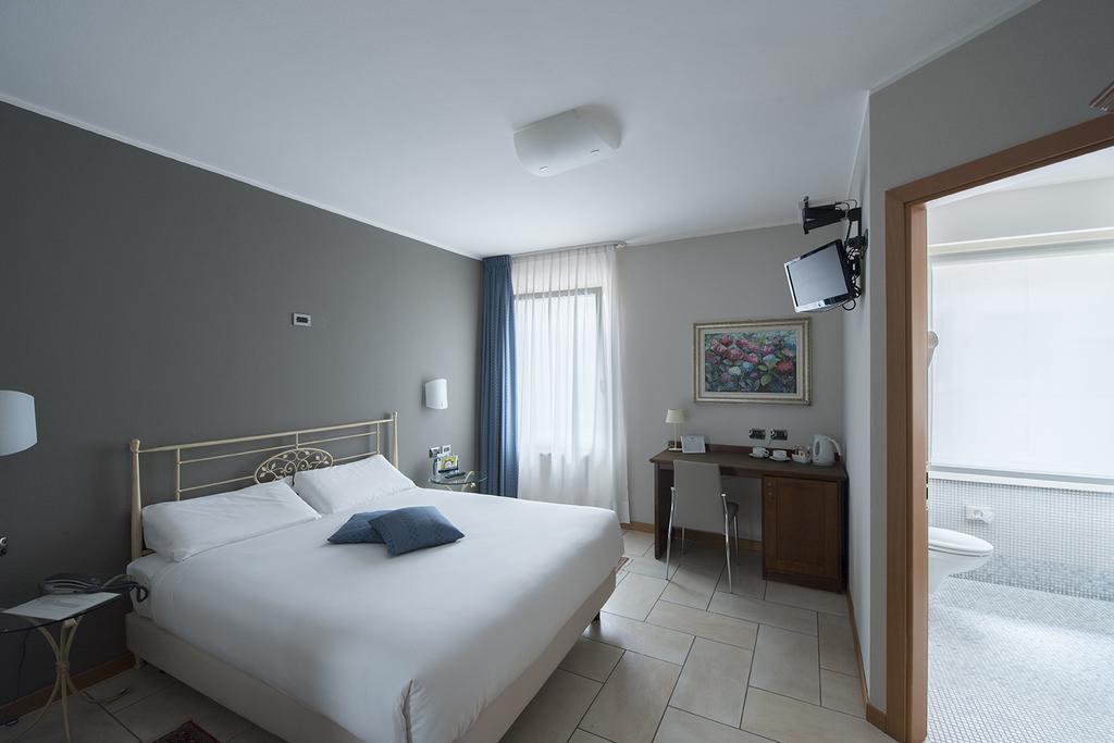 Hotel Villa Colico Εξωτερικό φωτογραφία