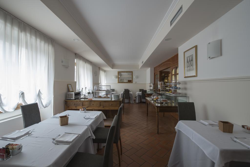 Hotel Villa Colico Εξωτερικό φωτογραφία